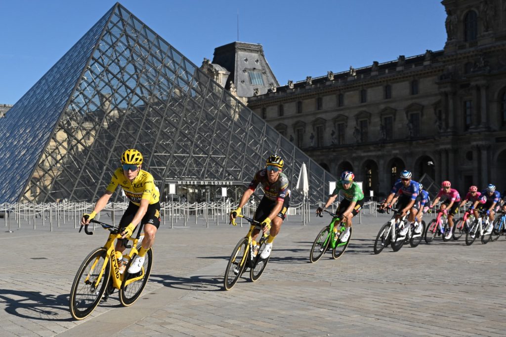 Image de cyclistes en course